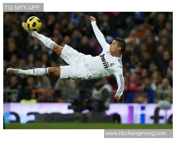 足球巨星独门射门绝技盘点精彩瞬间全面揭秘